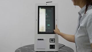 Περίπτερο με οθόνη αφής 24 ιντσών για αυτόματο check-in/out ξενοδοχείου